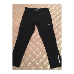 Nike Crop Workout Legging